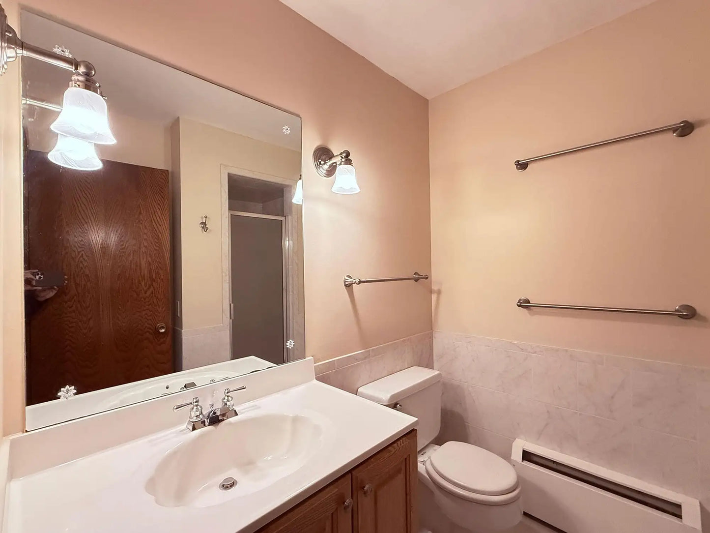 2220 Midland Grove Road, Roseville, MN 55113