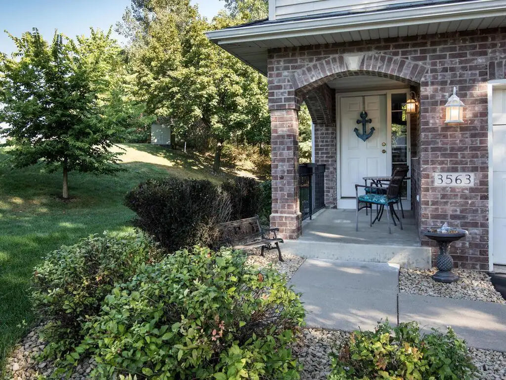 3563 Fox Tail Trail, Prior Lake, MN 55372