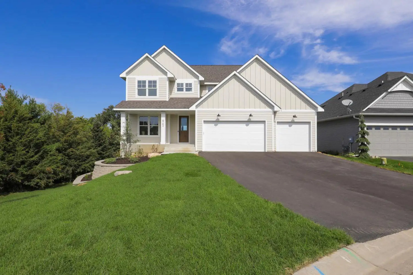 9702 Compass Pointe Court , Woodbury, MN 55129