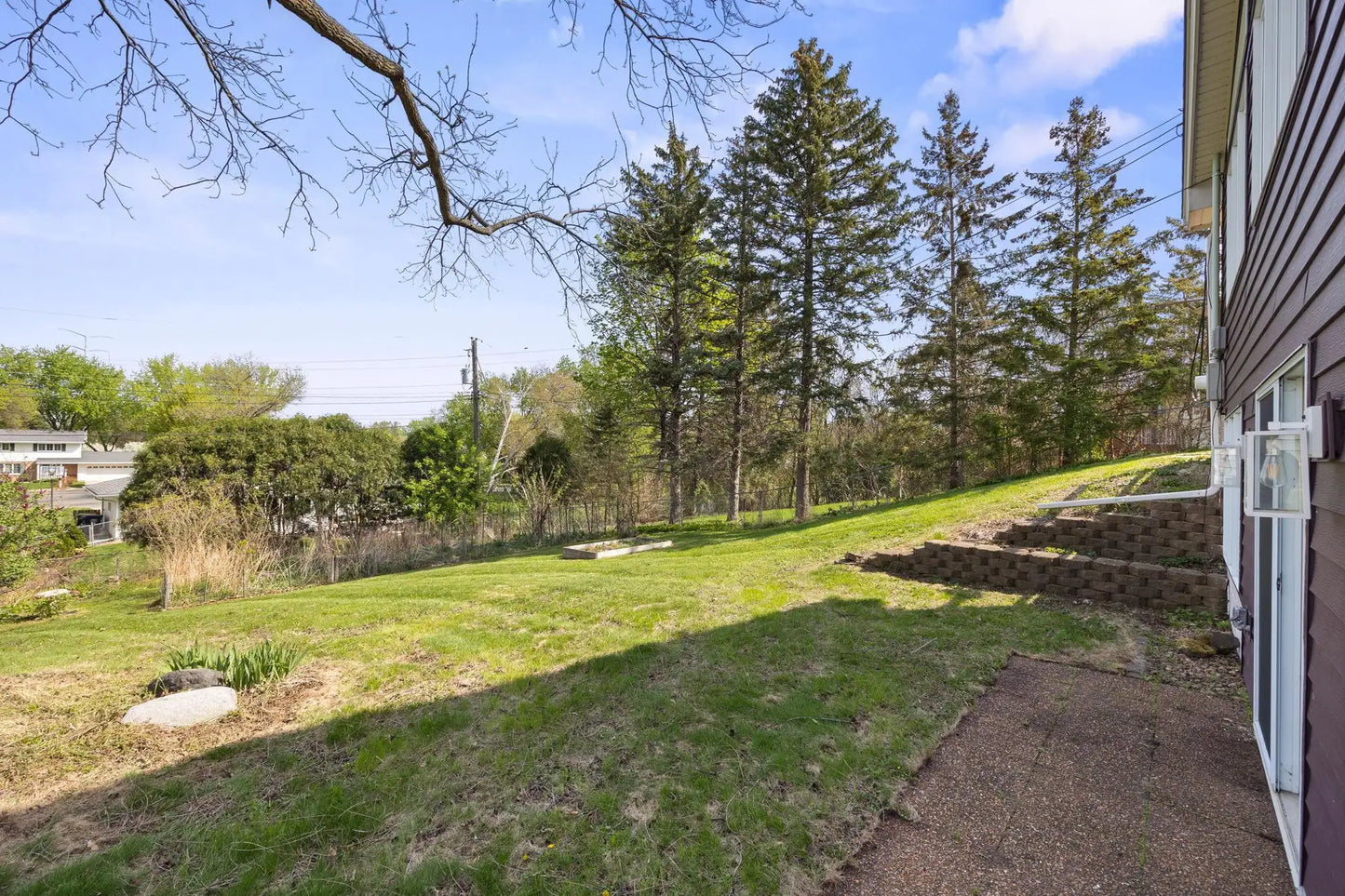 2604 River Hills Drive, Burnsville, MN 55337