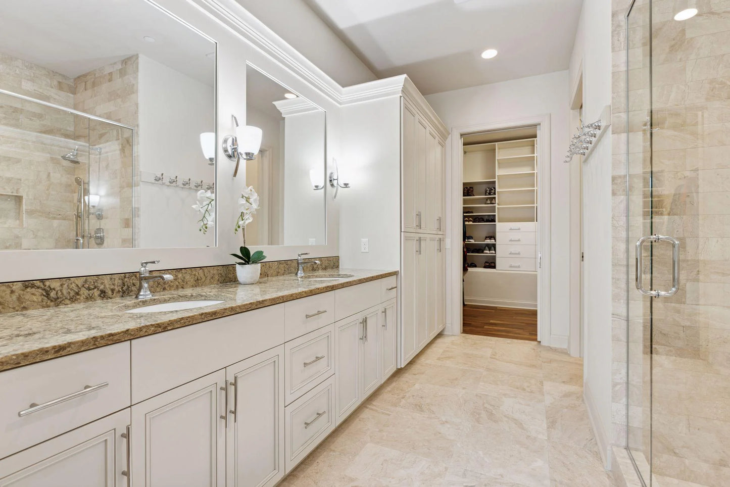 935 Lake Street, Wayzata, MN 55391