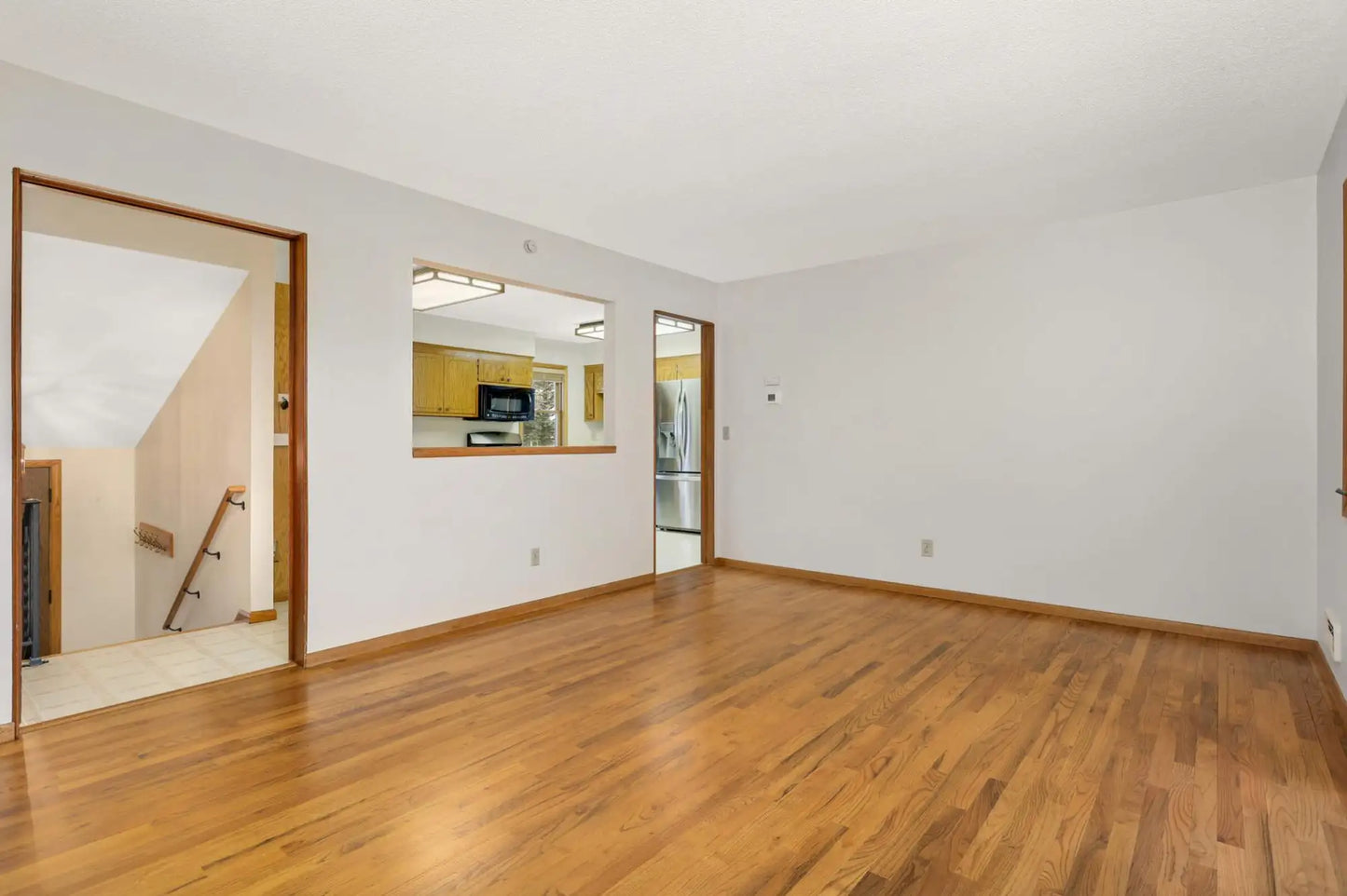 8100 Ivywood Avenue, Cottage Grove, MN 55016