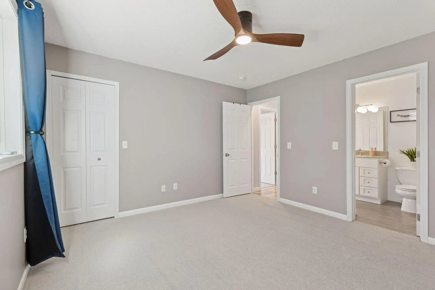 5715 Yucca Lane, Plymouth, MN 55446