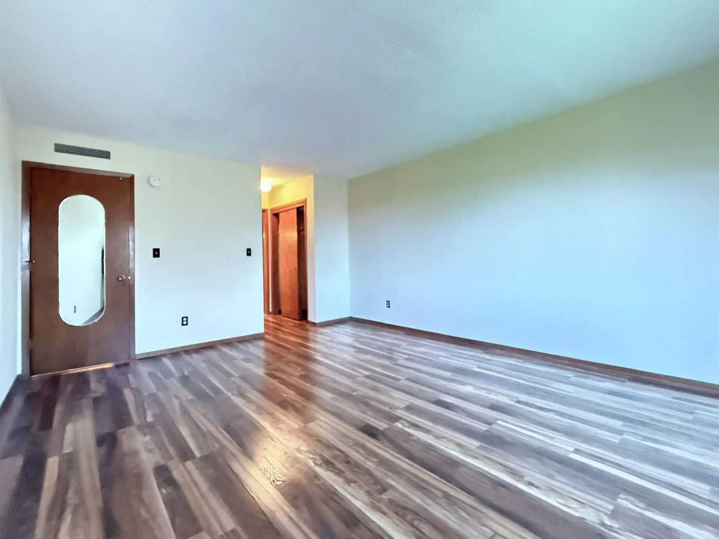 2220 Midland Grove Road, Roseville, MN 55113