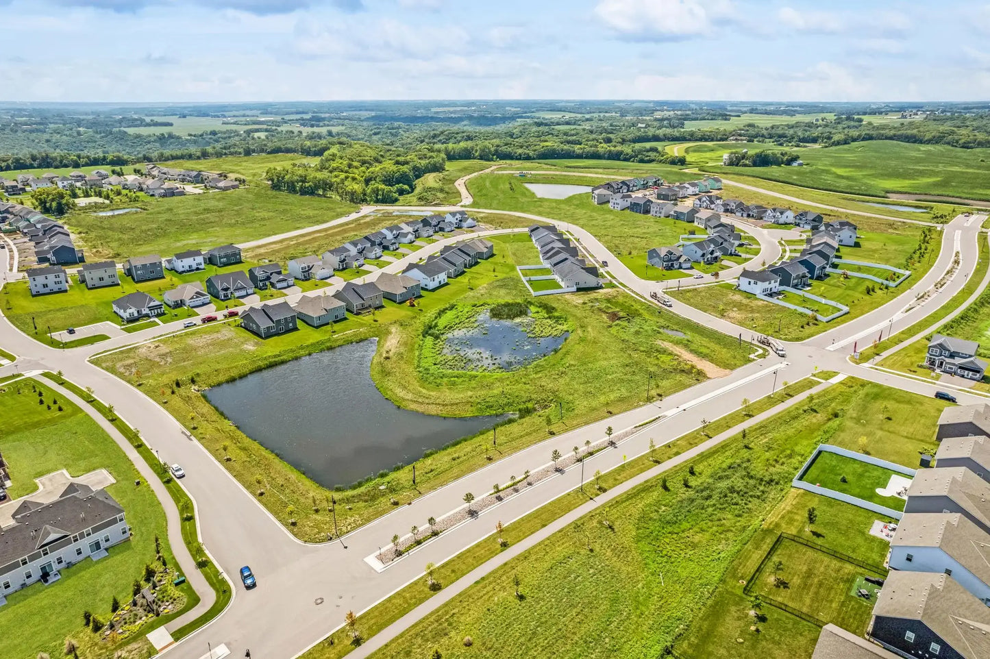 1628 River Rock Drive, Carver, MN 55315
