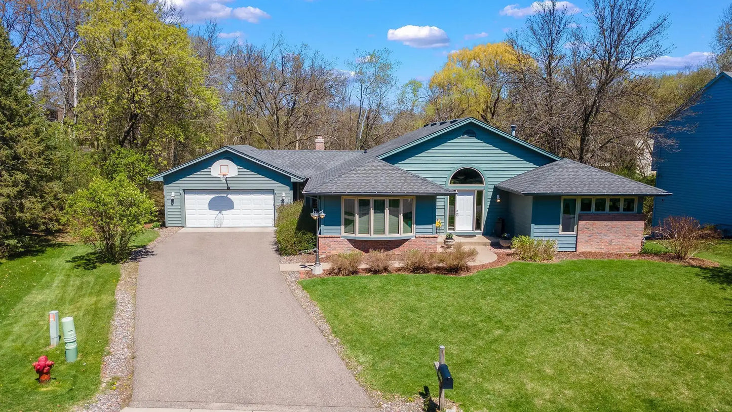 15088 65th Place, Maple Grove, MN 55311