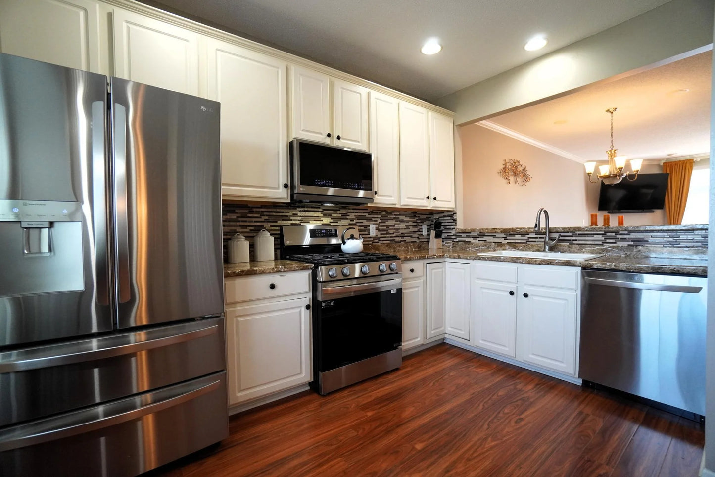 1643 Crossings Boulevard, Shakopee, MN 55379