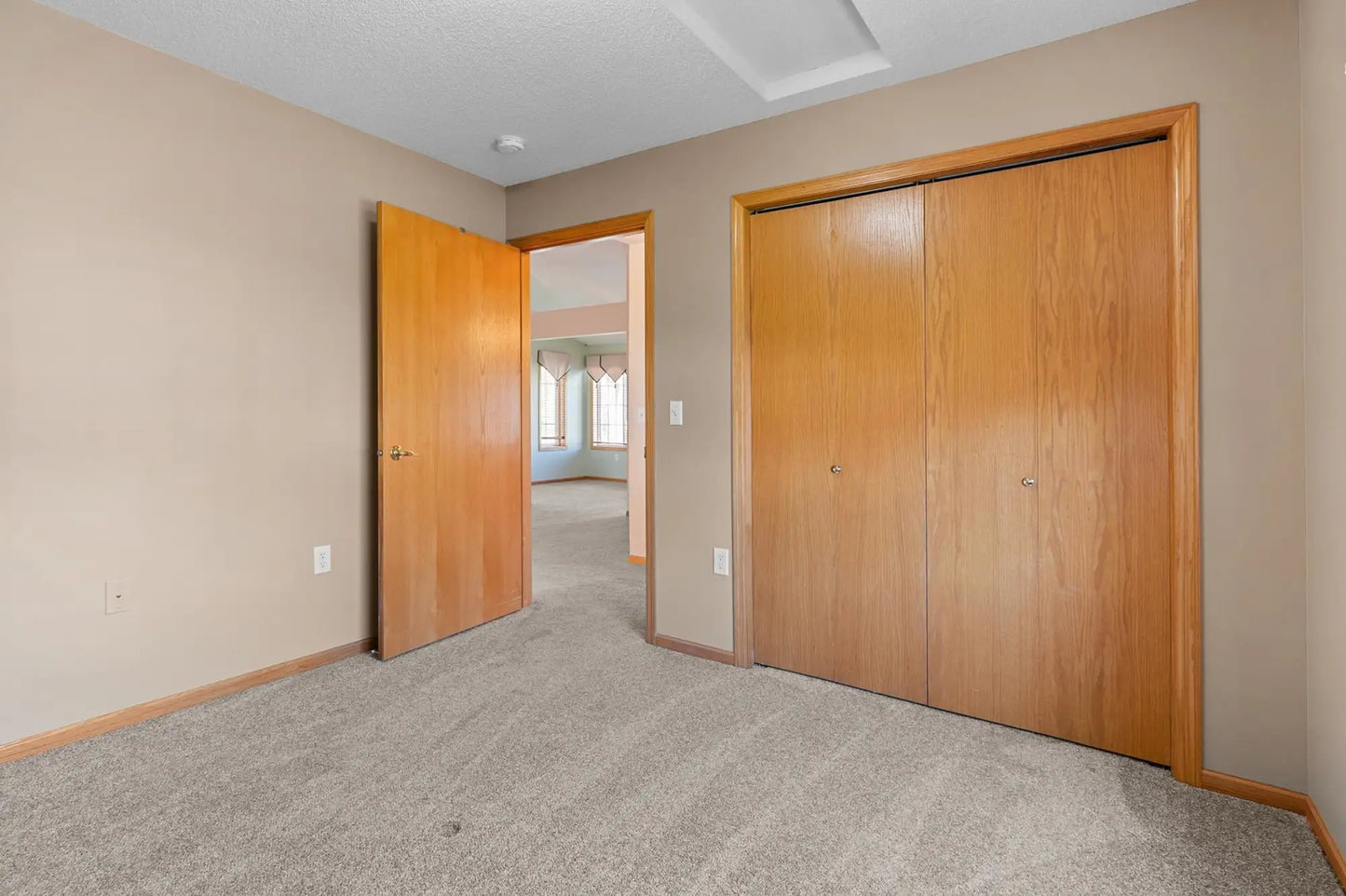 6117 150th Street, Hugo, MN 55038