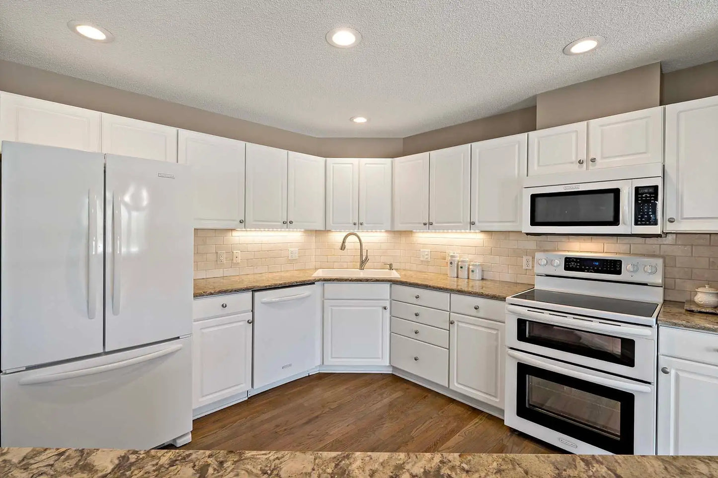 6227 Upland Lane, Maple Grove, MN 55311