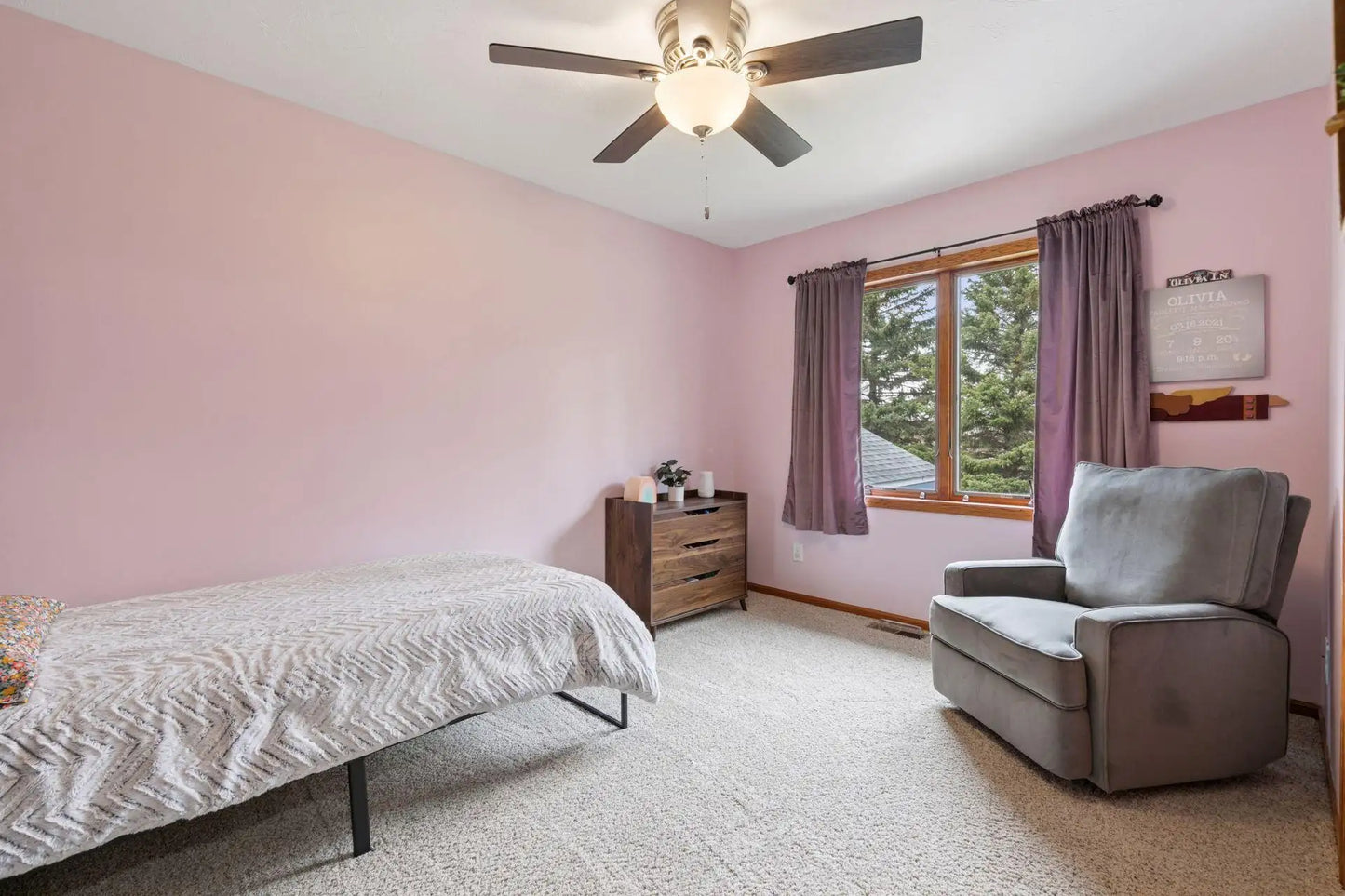 884 Forest Edge Drive, Jordan, MN 55352