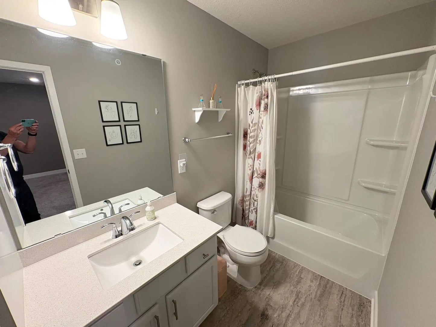 8067 Abercrombie Lane, Woodbury, MN 55129