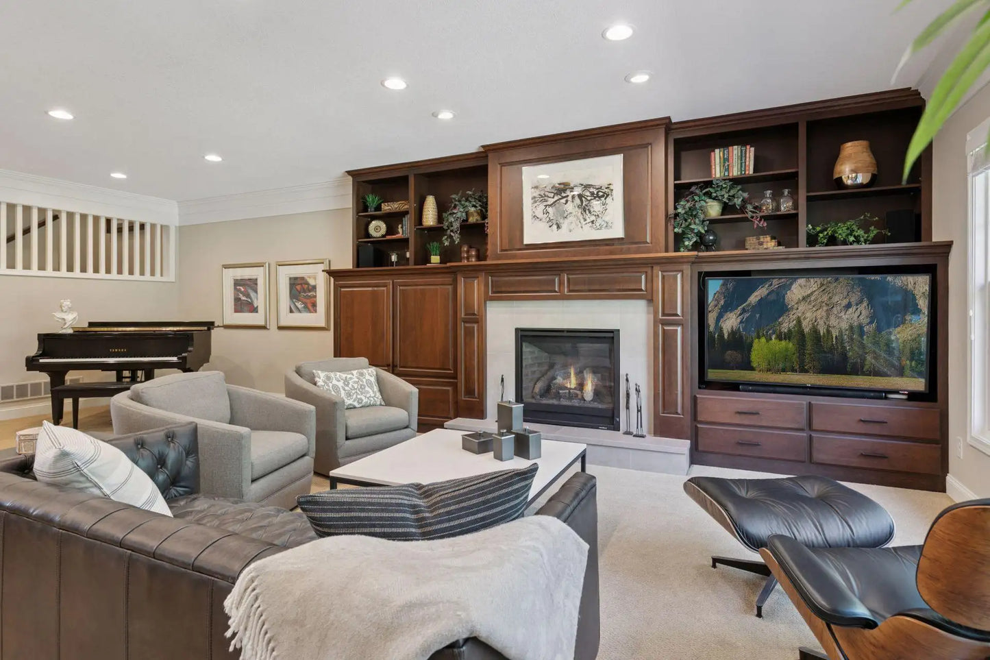 1182 Lexington Ridge Court, Eagan, MN 55123