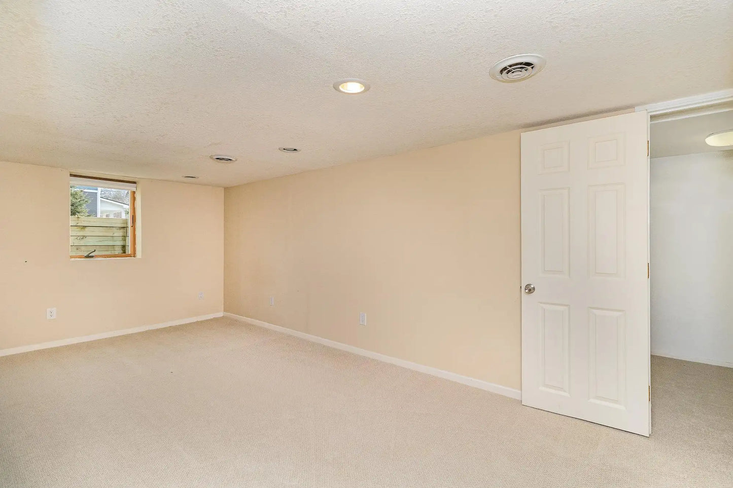 5544 Spruce Road, Mound, MN 55364