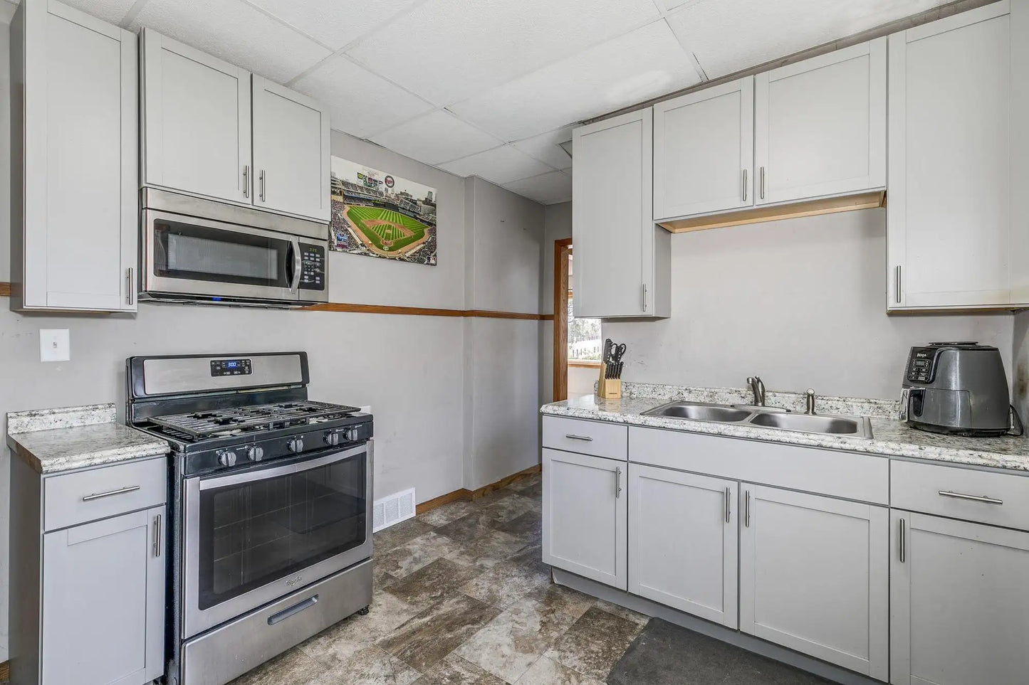 1047 York Avenue, Saint Paul, MN 55106