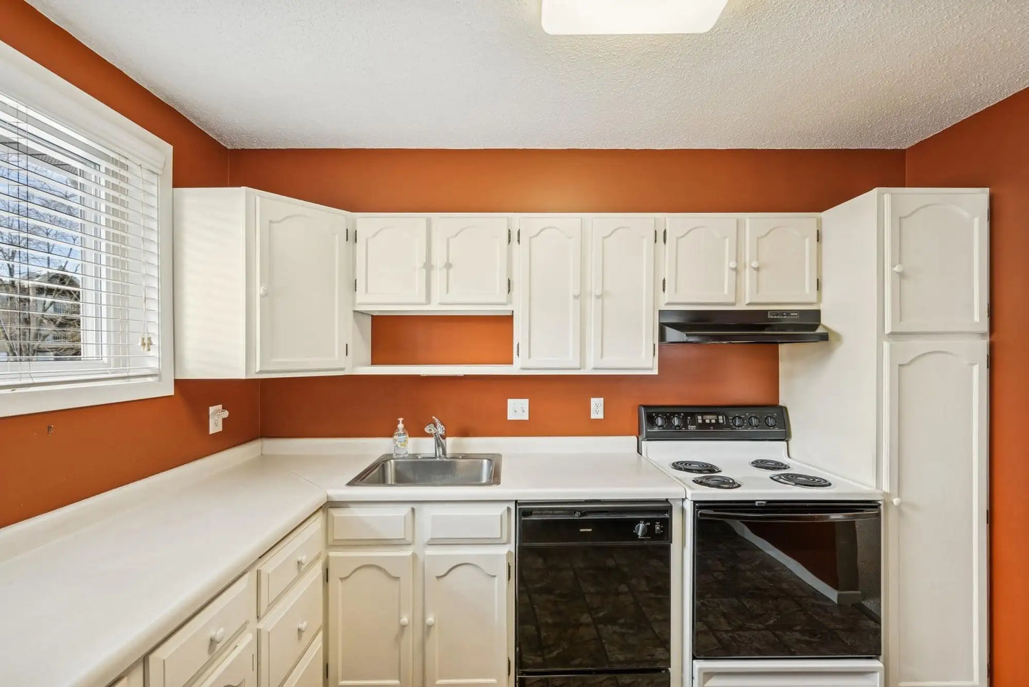 340 Ford Road, Saint Louis Park, MN 55426