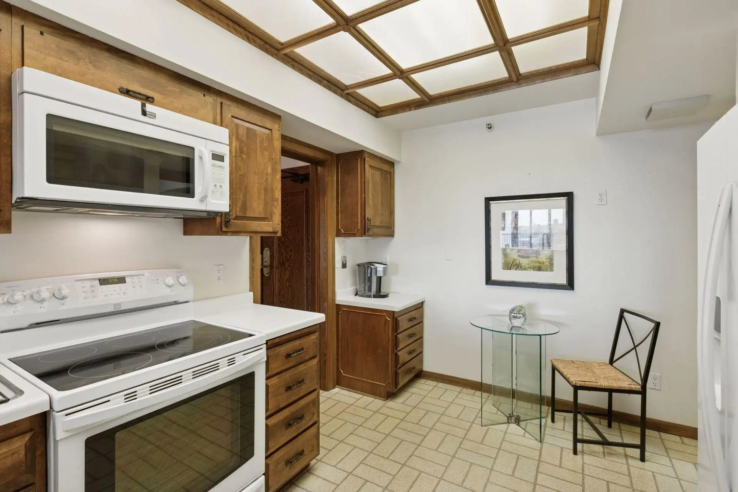 1235 Yale Place, Minneapolis, MN 55403