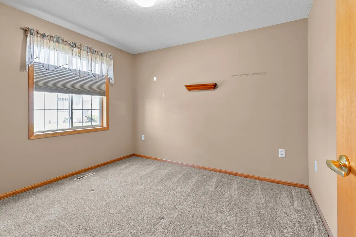 6117 150th Street, Hugo, MN 55038