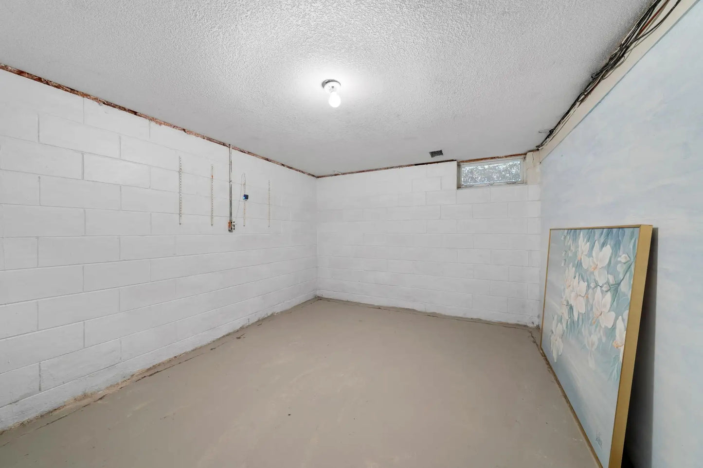 305 Dunn Avenue, Hinckley, MN 55037