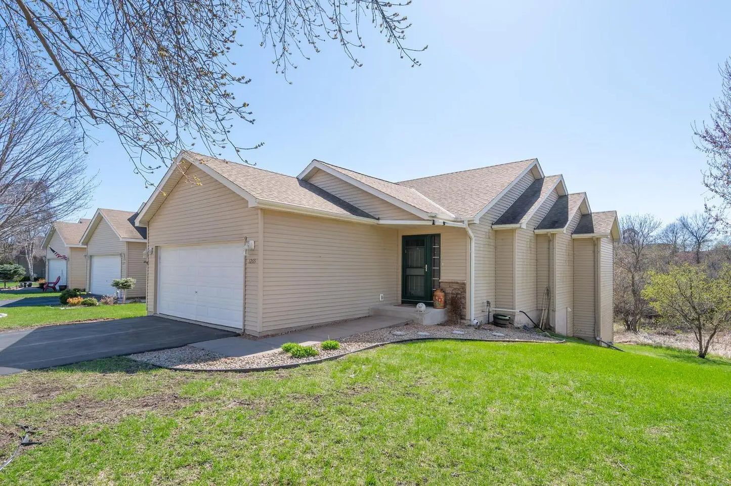 1265 Langewood Drive, Minnetrista, MN 55364