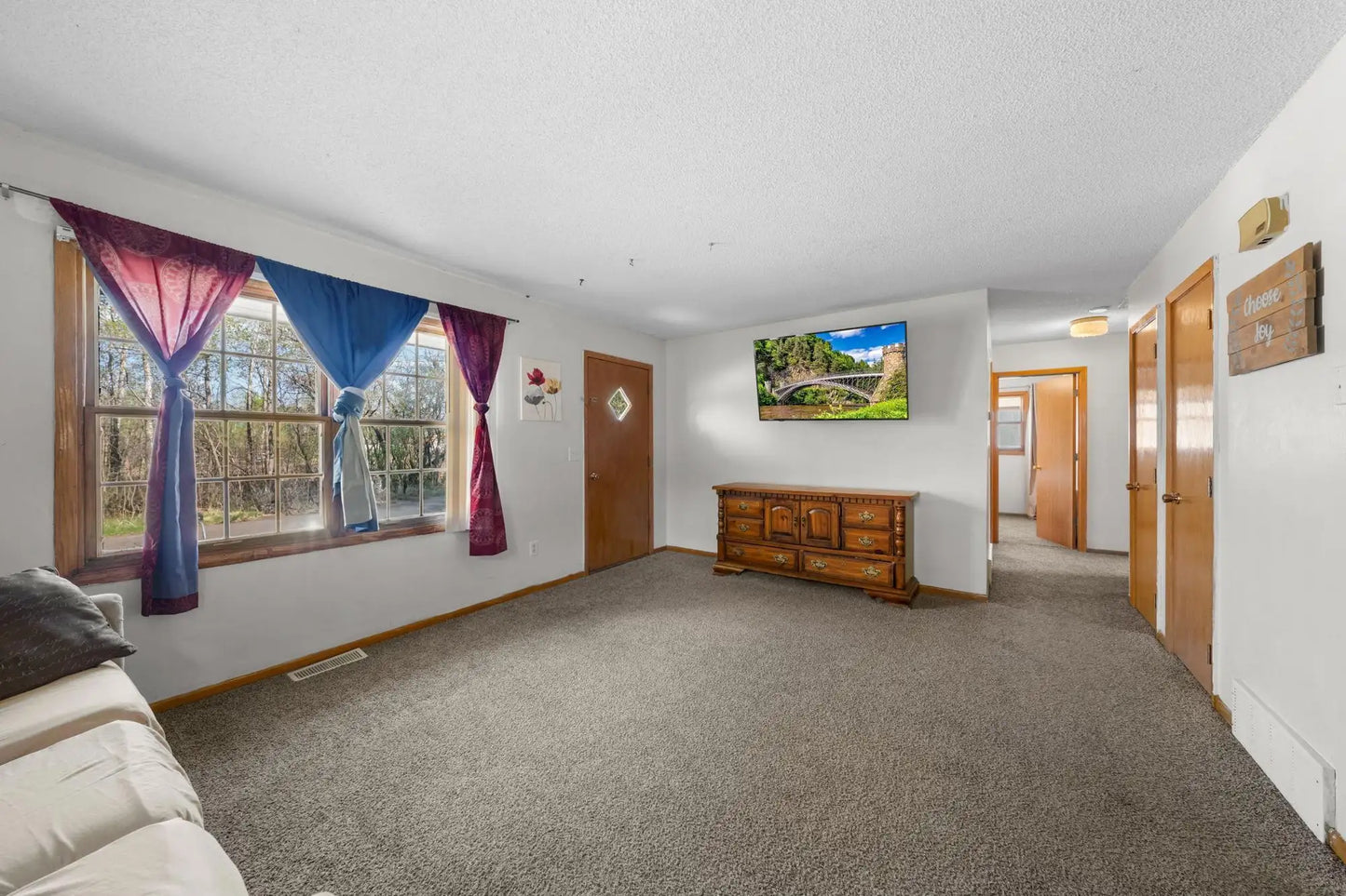 305 Dunn Avenue, Hinckley, MN 55037