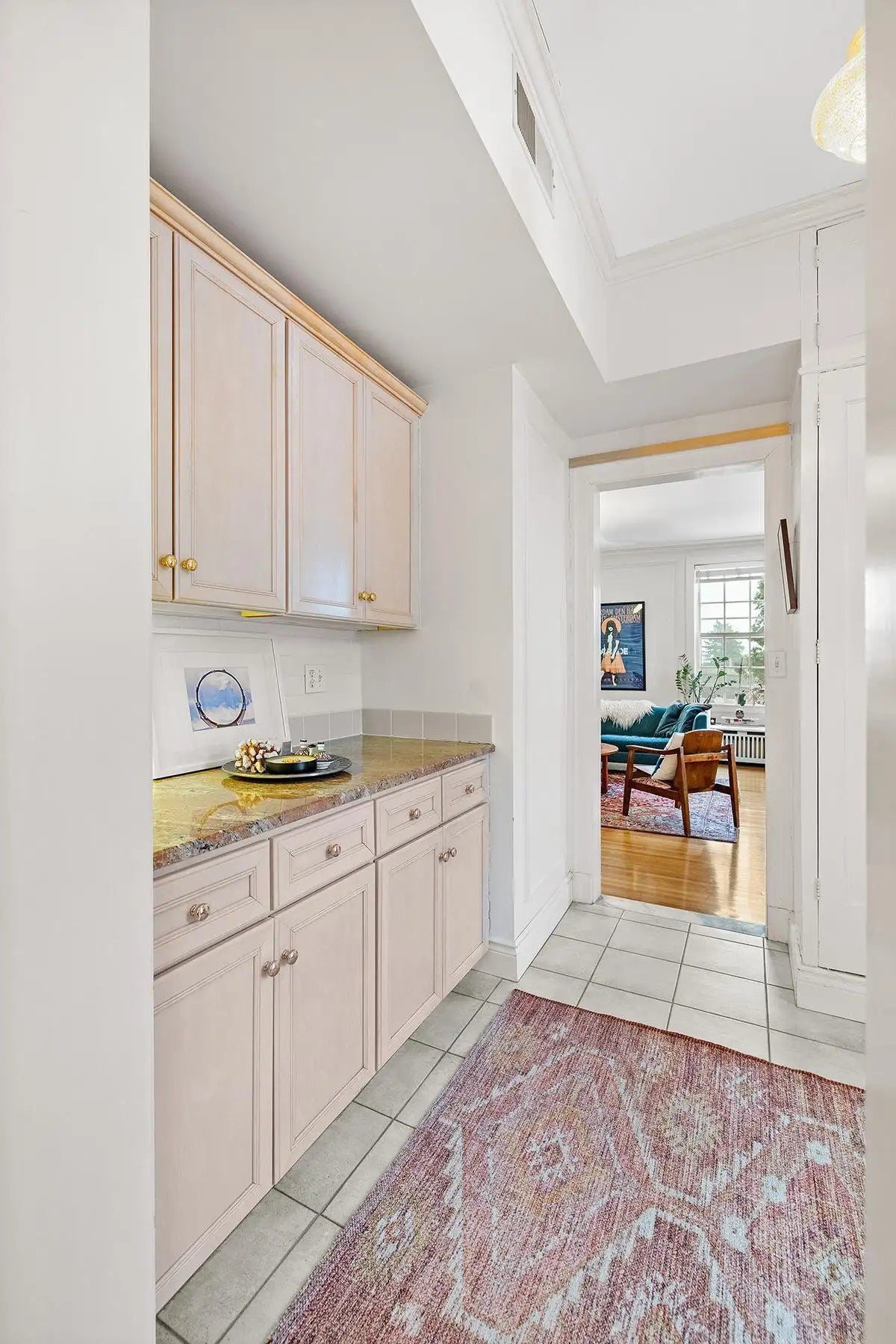 421 Summit Avenue, Saint Paul, MN 55102