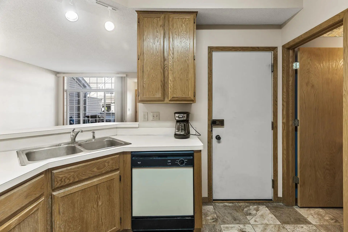 9241 Troon Court, Woodbury, MN 55125