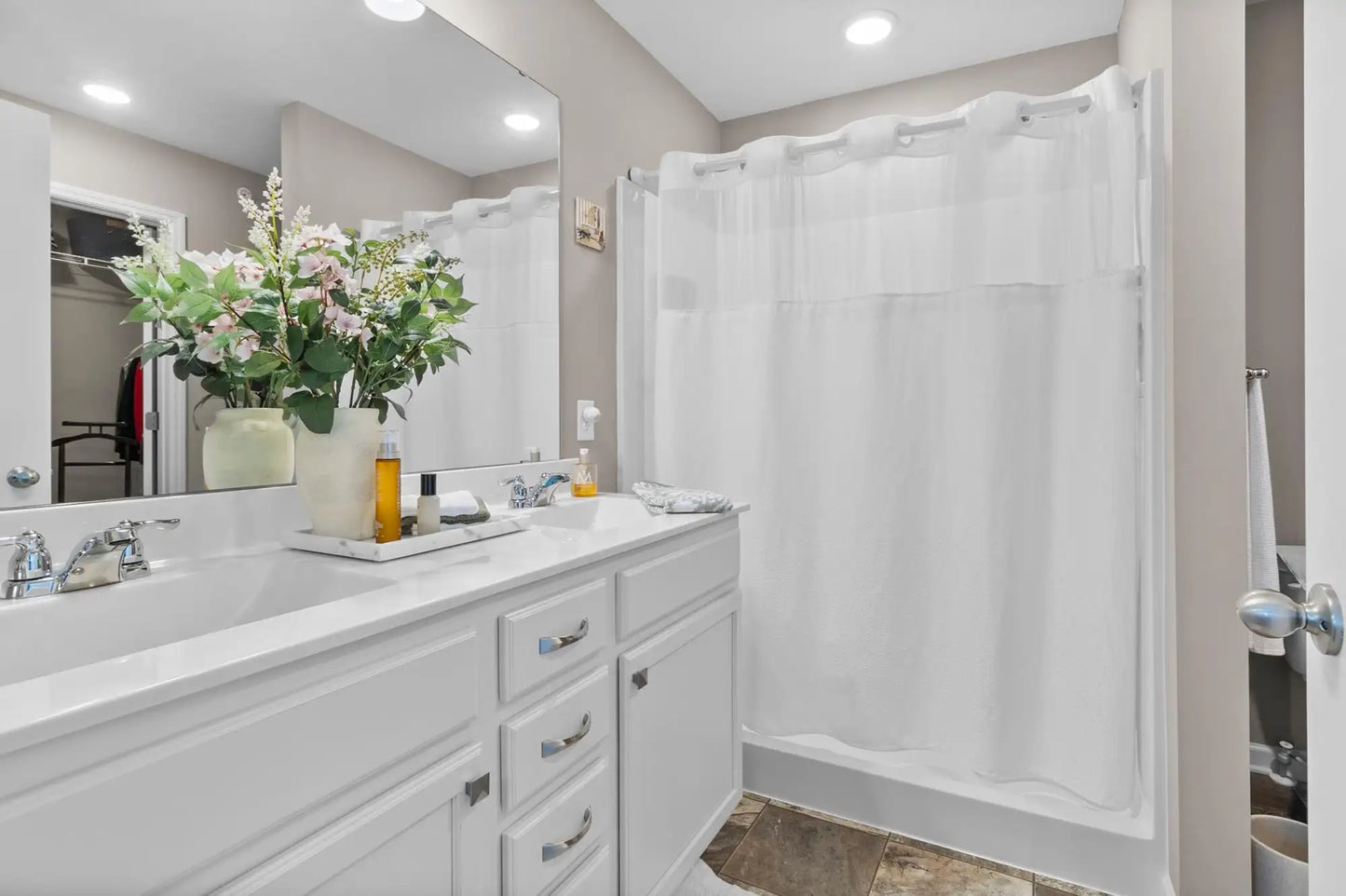 8758 Granite Lane, Woodbury, MN 55129