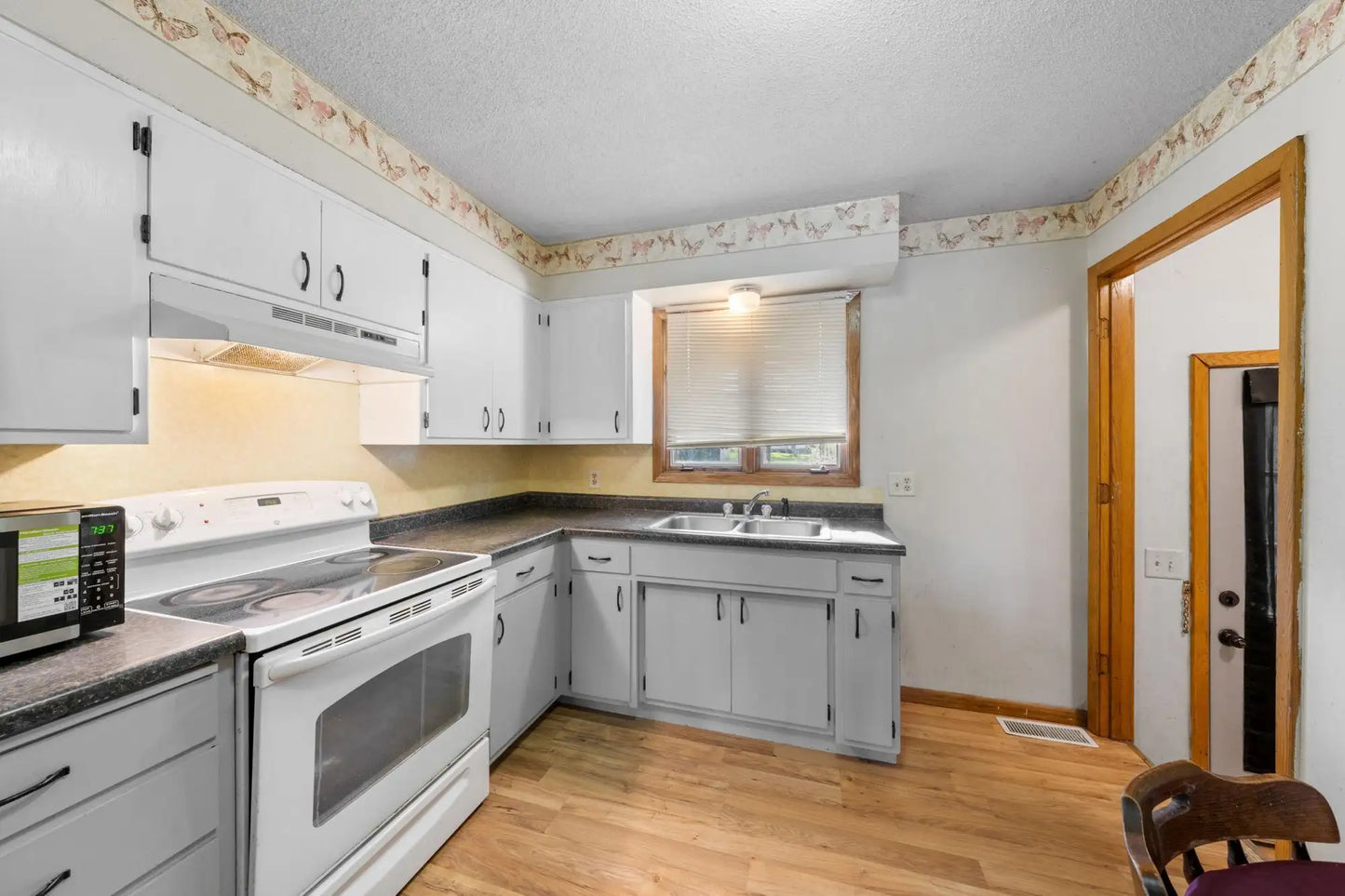 305 Dunn Avenue, Hinckley, MN 55037