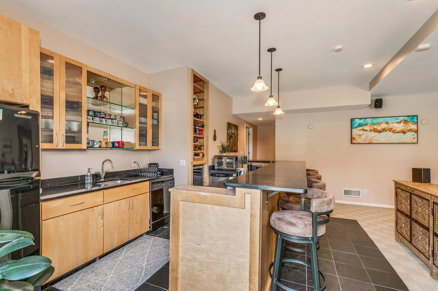 2692 Eagle Valley Drive, Woodbury, MN 55129