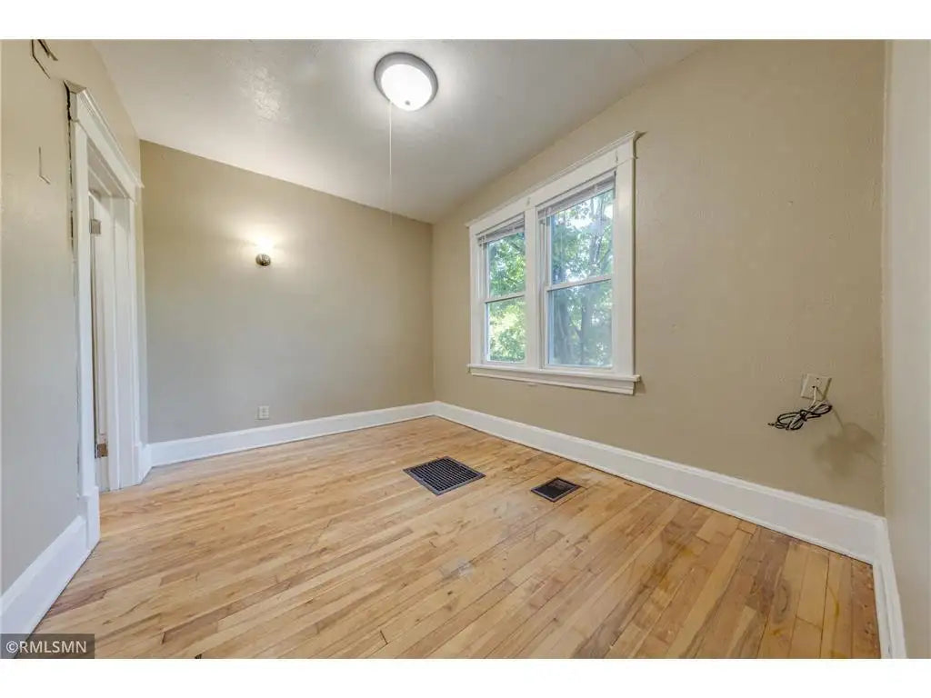 3842 Fremont Avenue, Minneapolis, MN 55412