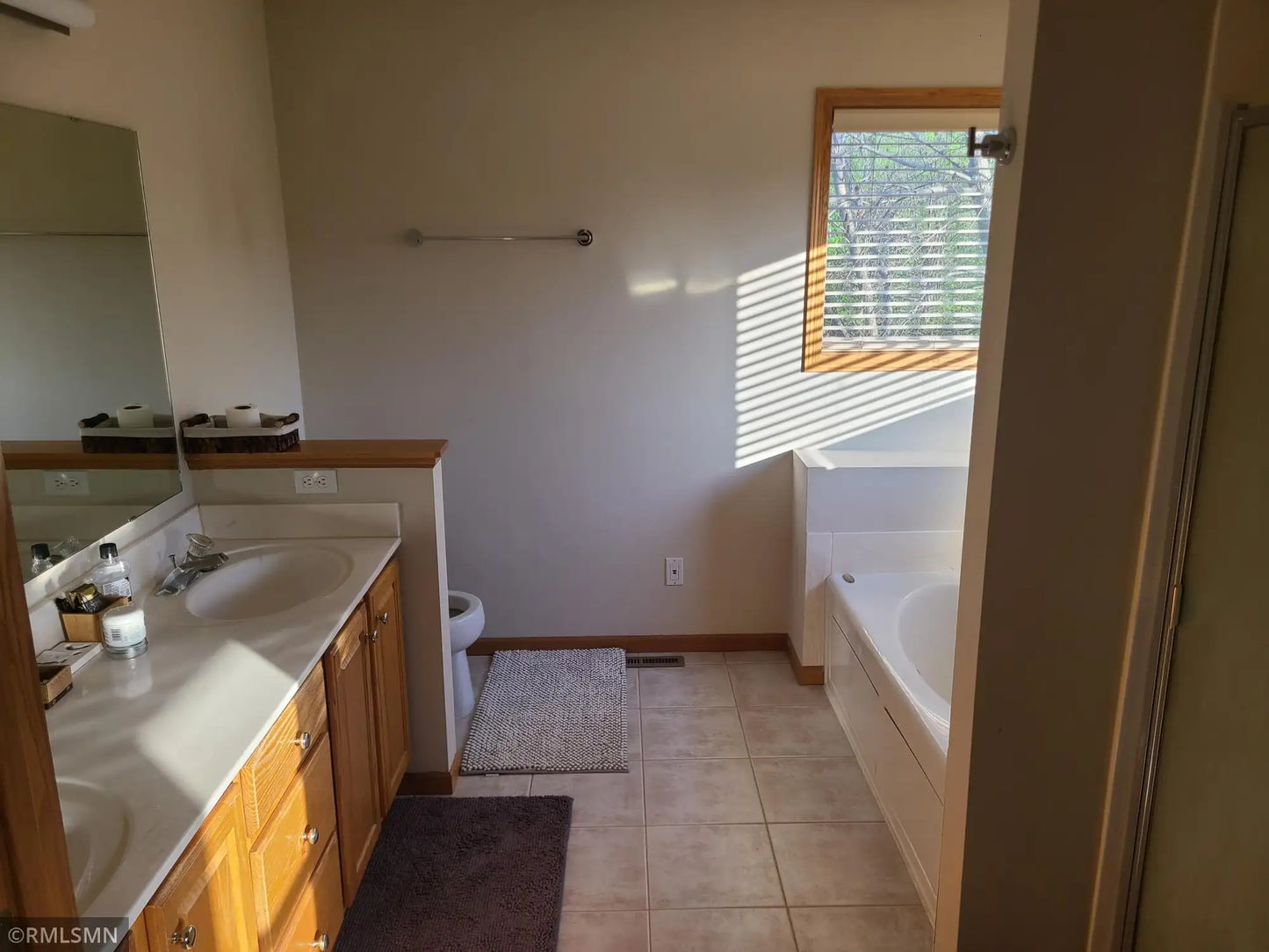 9177 Merrimac Lane, Maple Grove, MN 55311