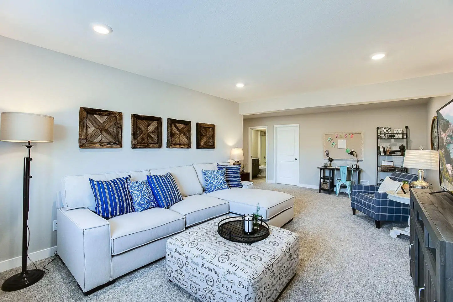 2109 Ardmore Place, Shakopee, MN 55379