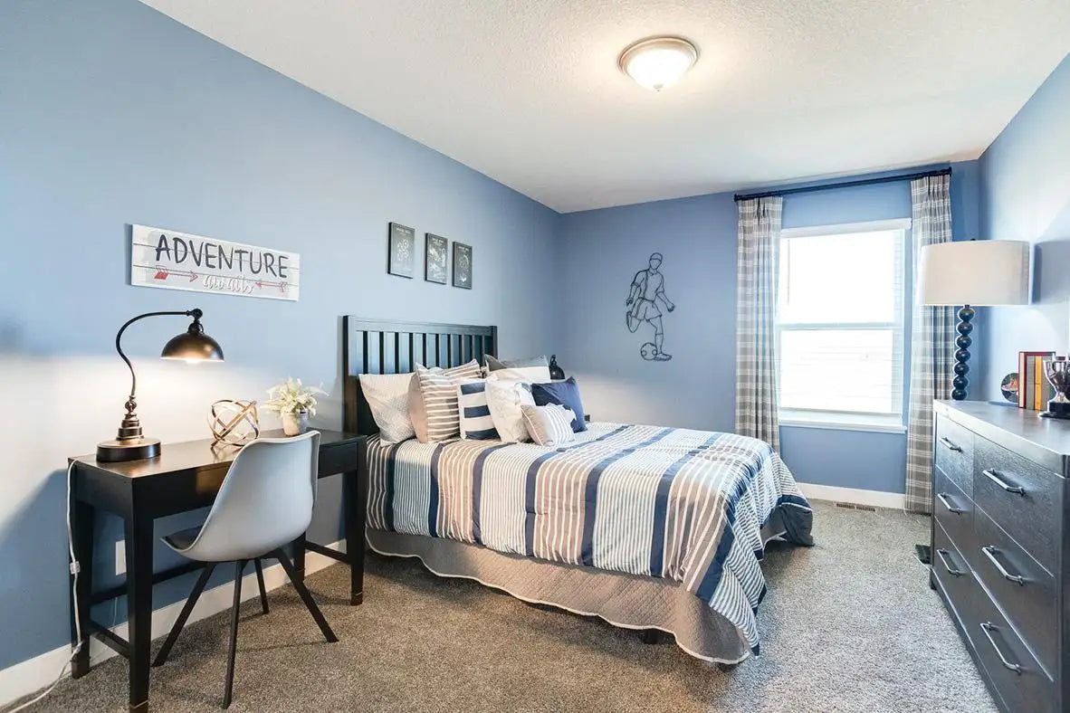 8325 Brumby Trail, Woodbury, MN 55129