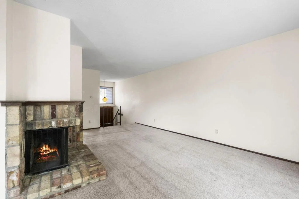 147 River Woods Lane, Burnsville, MN 55337