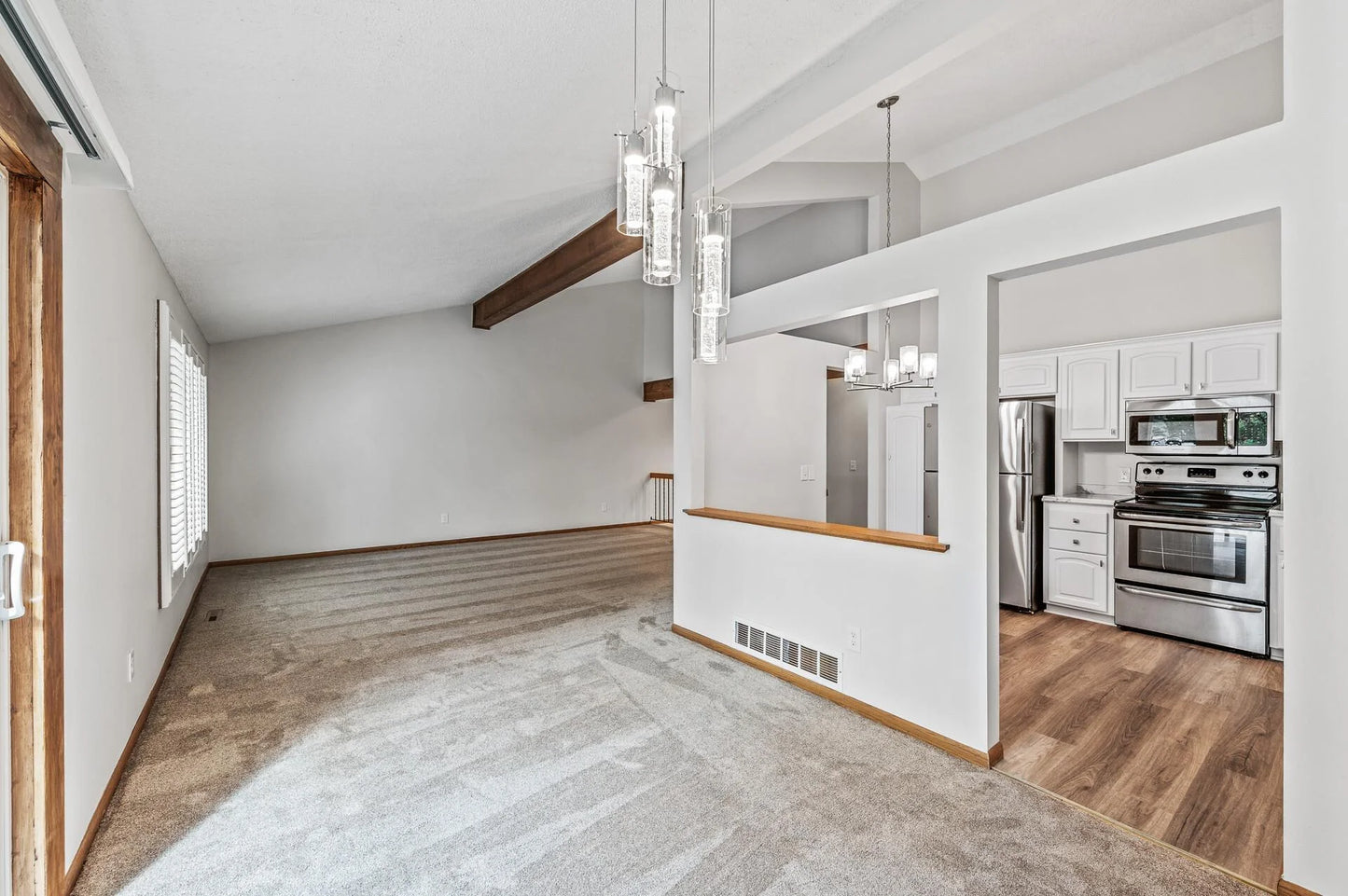 9361 Nesbitt Road, Bloomington, MN 55437
