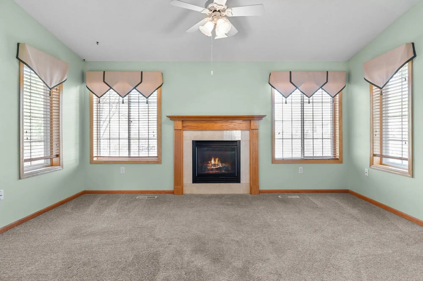 6117 150th Street, Hugo, MN 55038