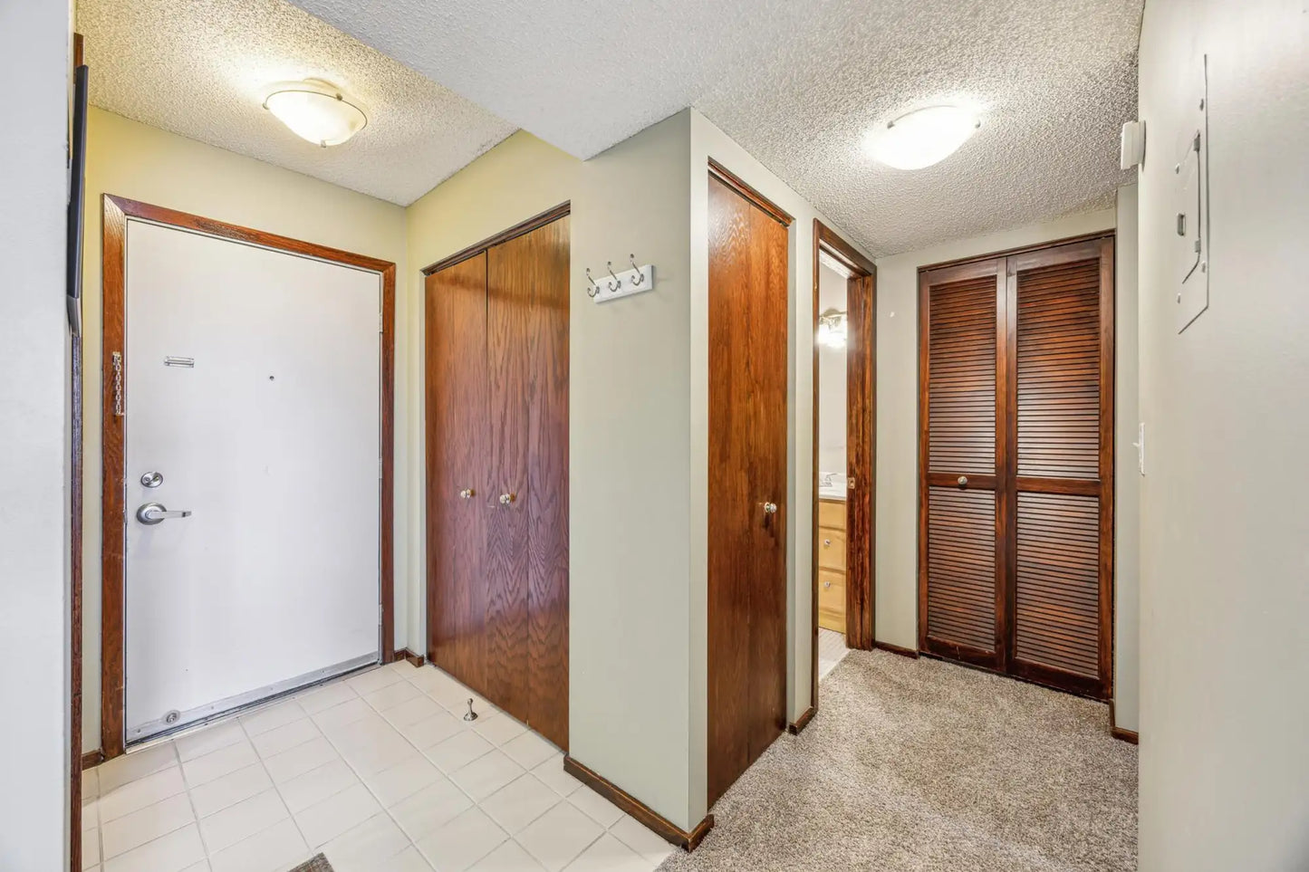 210 Grant Street, Minneapolis, MN 55403