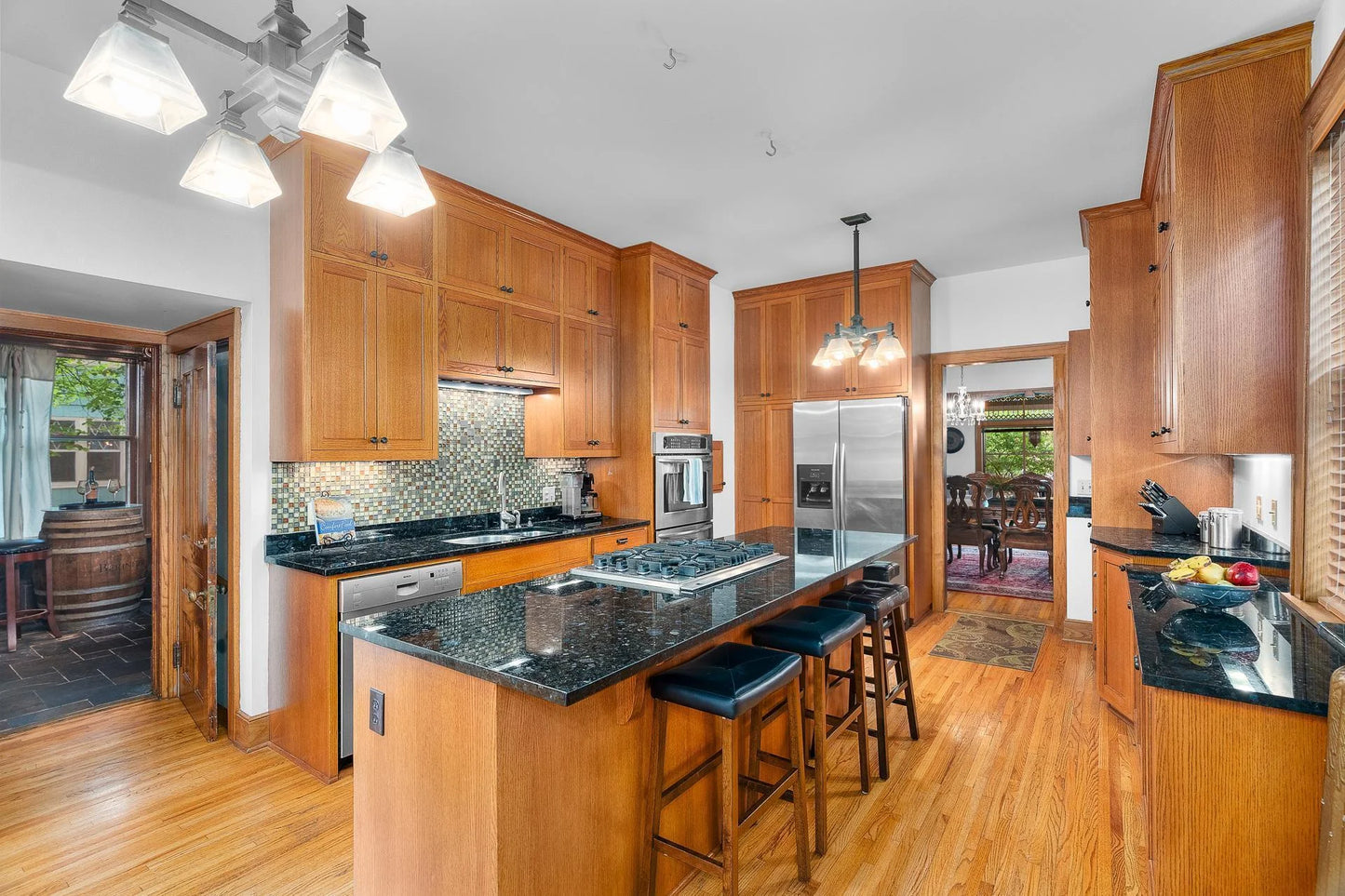 904 Lincoln Avenue, Saint Paul, MN 55105