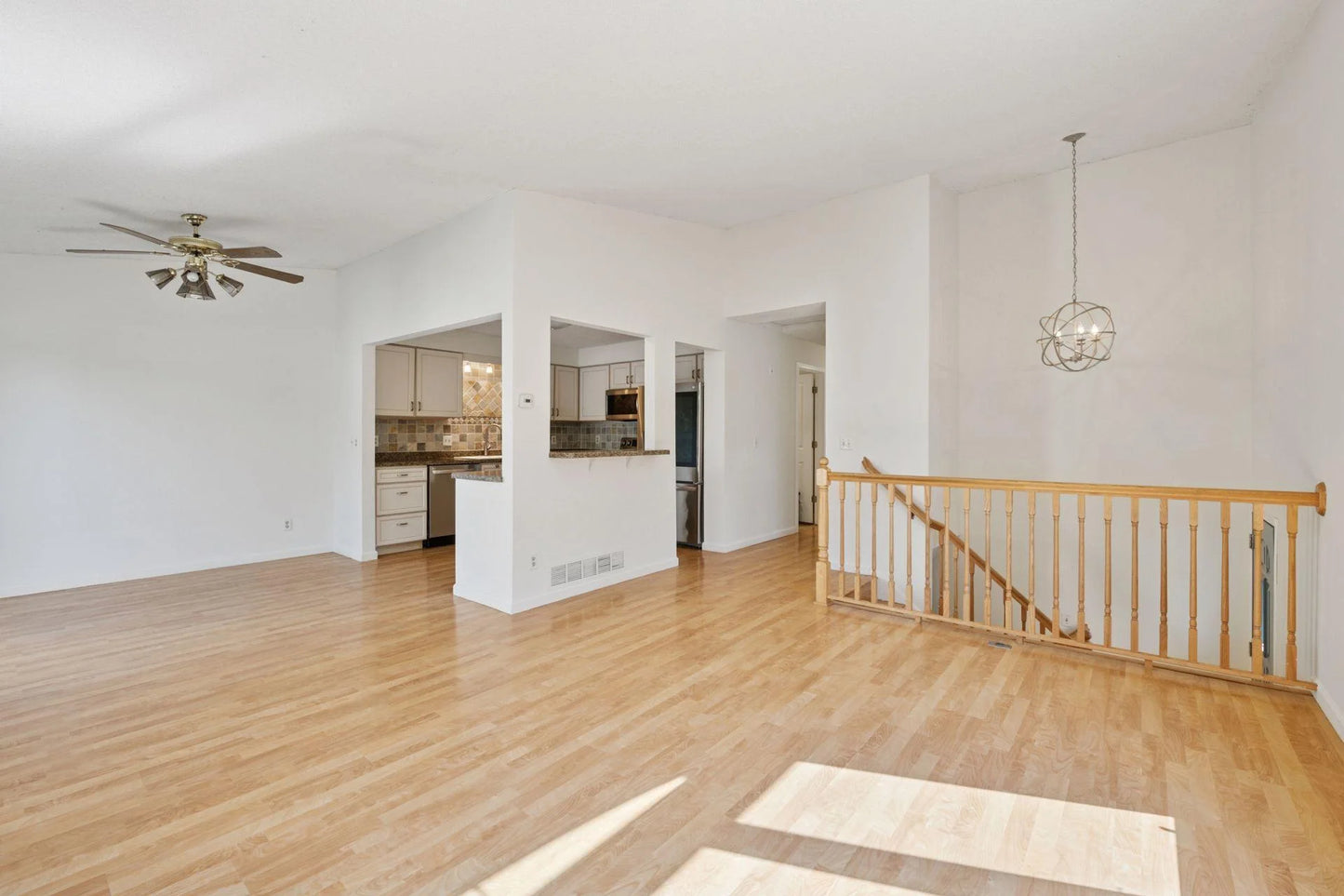 8280 Cypress Lane, Eden Prairie, MN 55347