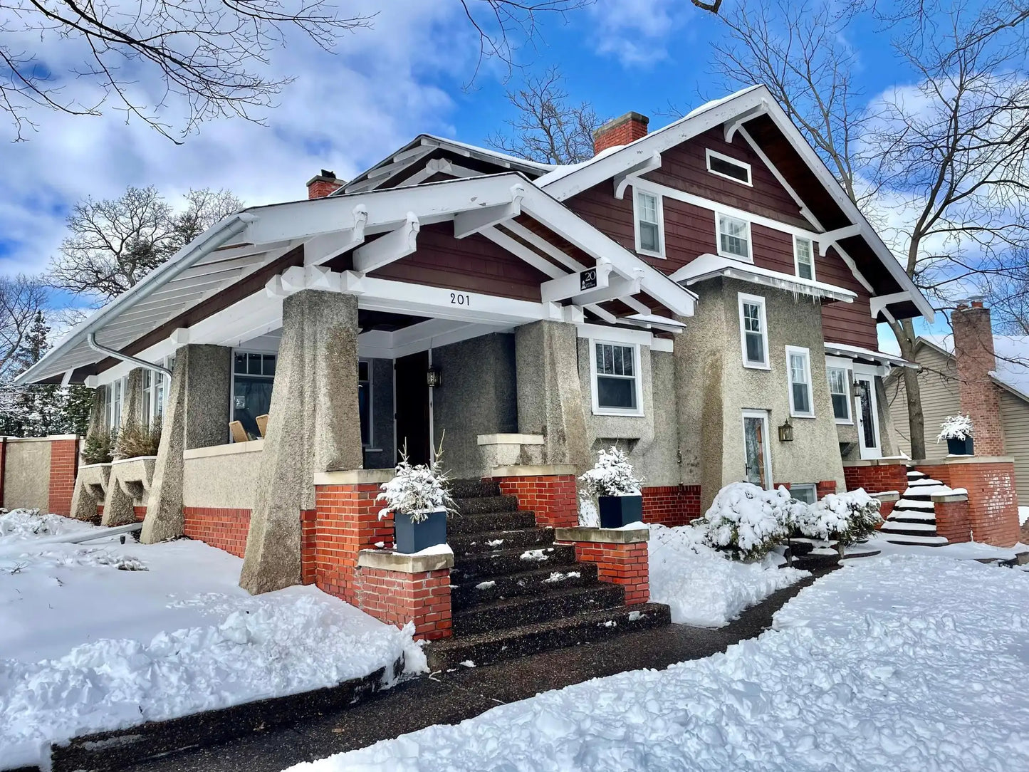 201 2nd Street, Excelsior, MN 55331