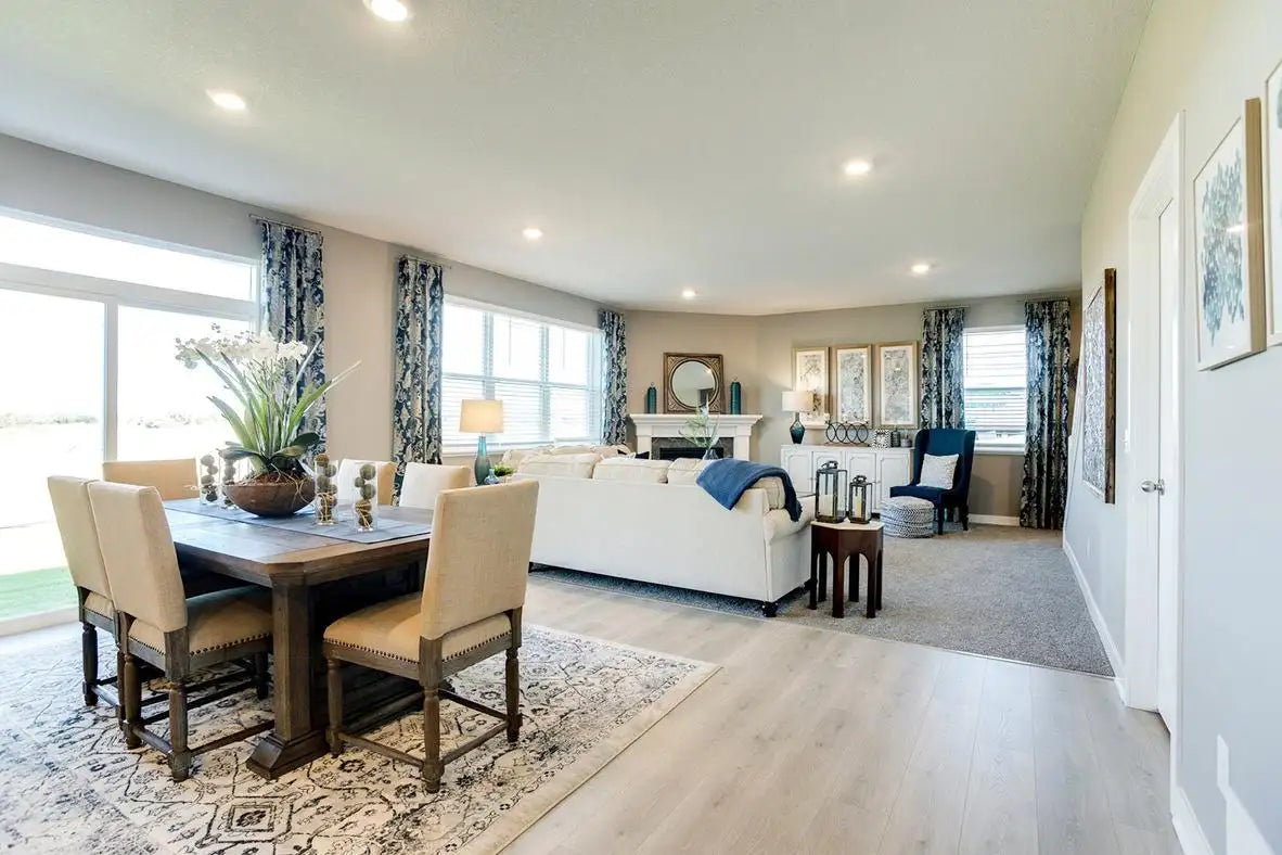 8325 Brumby Trail, Woodbury, MN 55129