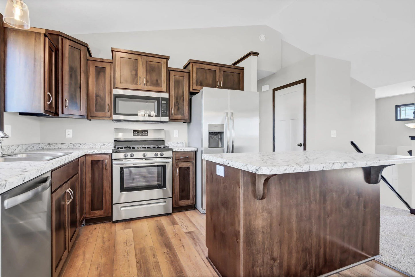 790 South Street, Paynesville, MN 56362