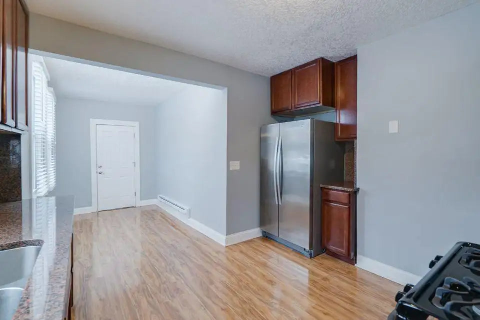 2417 Lyndale Avenue, Minneapolis, MN 55405