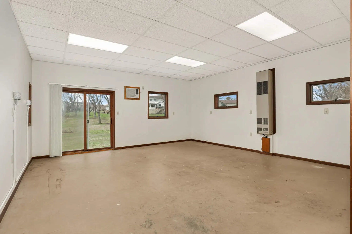 8100 Ivywood Avenue, Cottage Grove, MN 55016