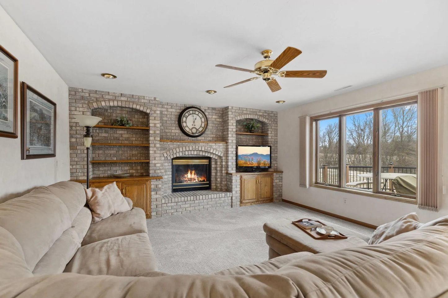 926 Carriage Circle, Shakopee, MN 55379