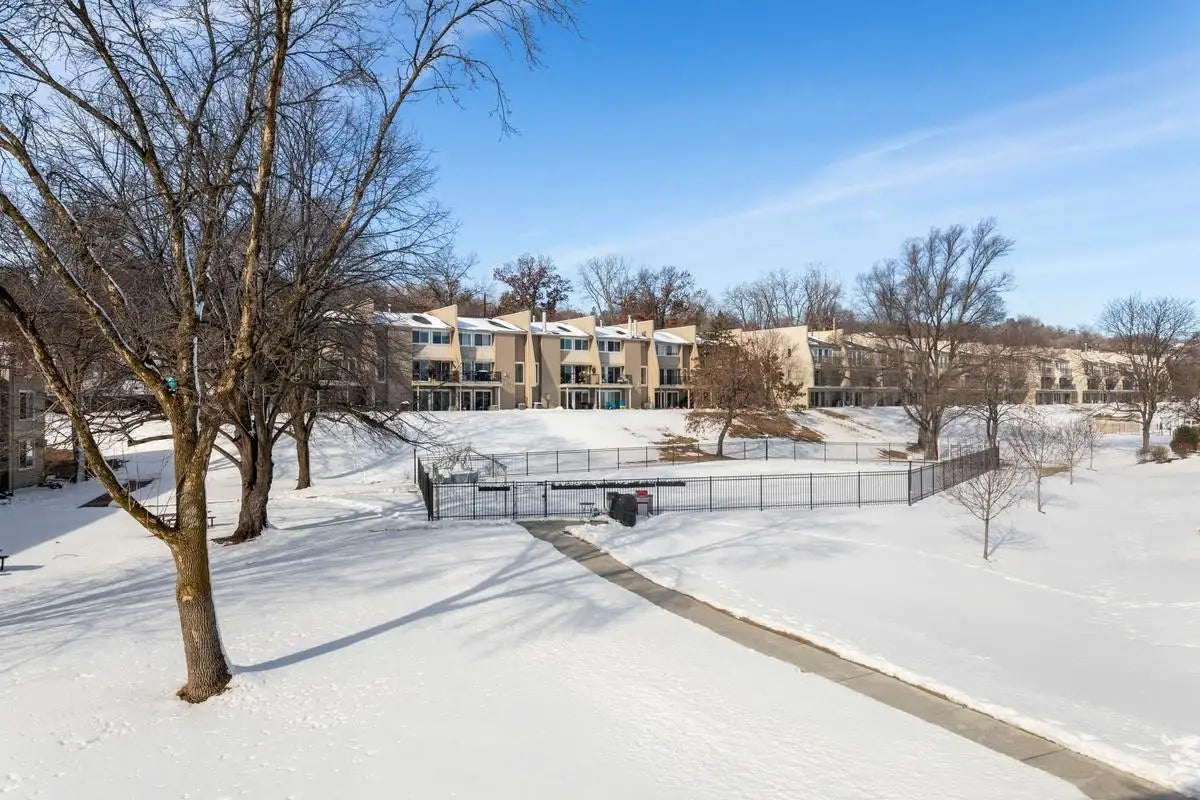 6201 Saint Croix Trail, Oak Park Heights, MN 55082