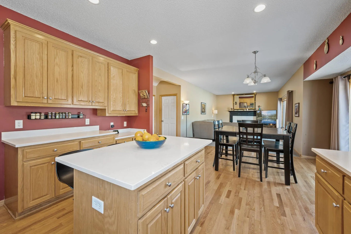 17920 Fulda Trail, Lakeville, MN 55044