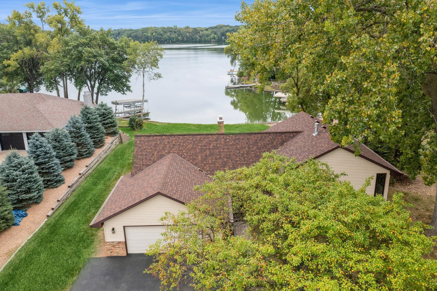 1705 Victoria Lane, Burnsville, MN 55337