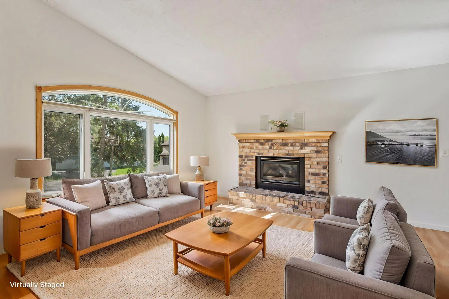 8280 Cypress Lane, Eden Prairie, MN 55347