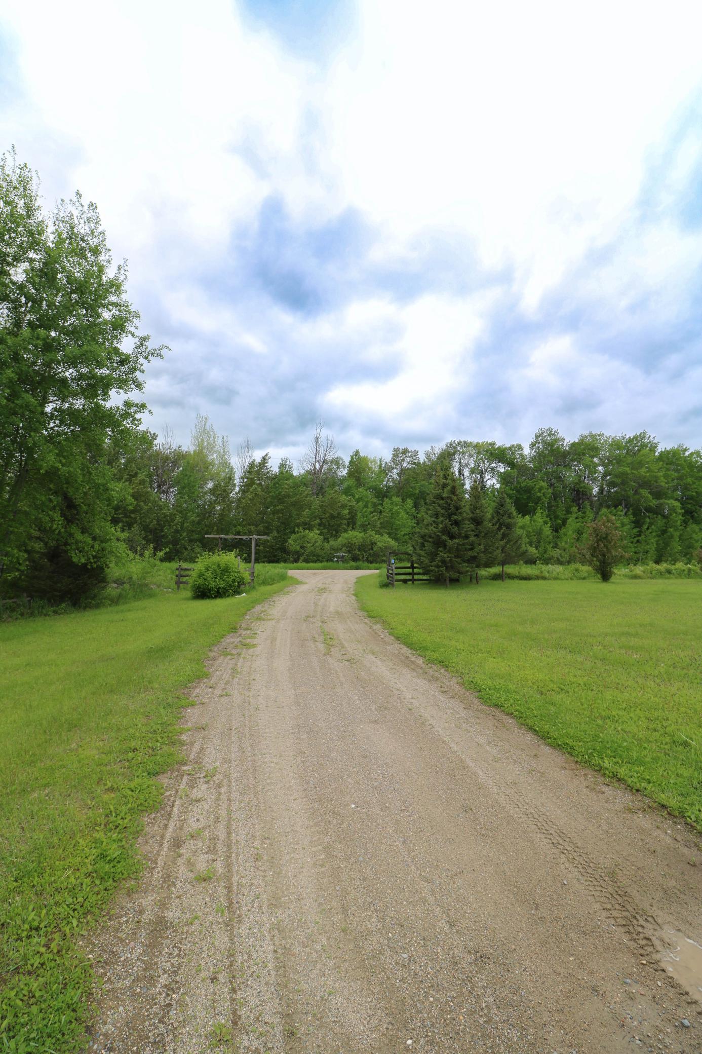 11122 County Road 12 , Mizpah, MN 56660